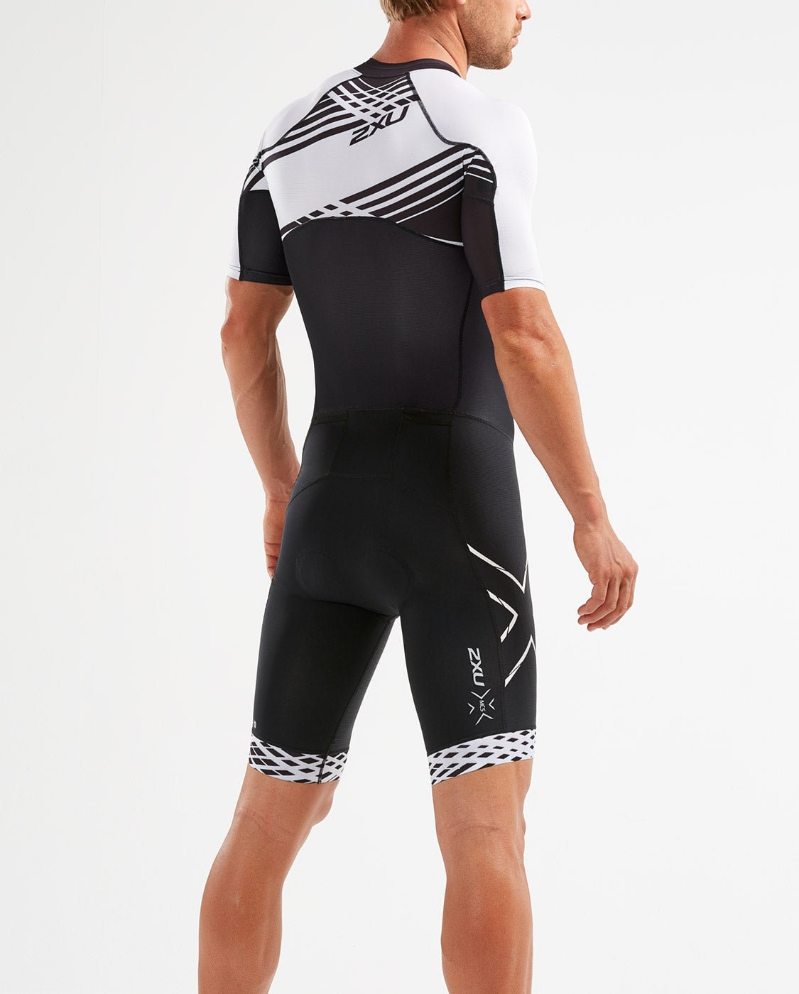 2XU South Africa - Men's Compression Full Zip Sleeved Trisuit - Black/White Lines