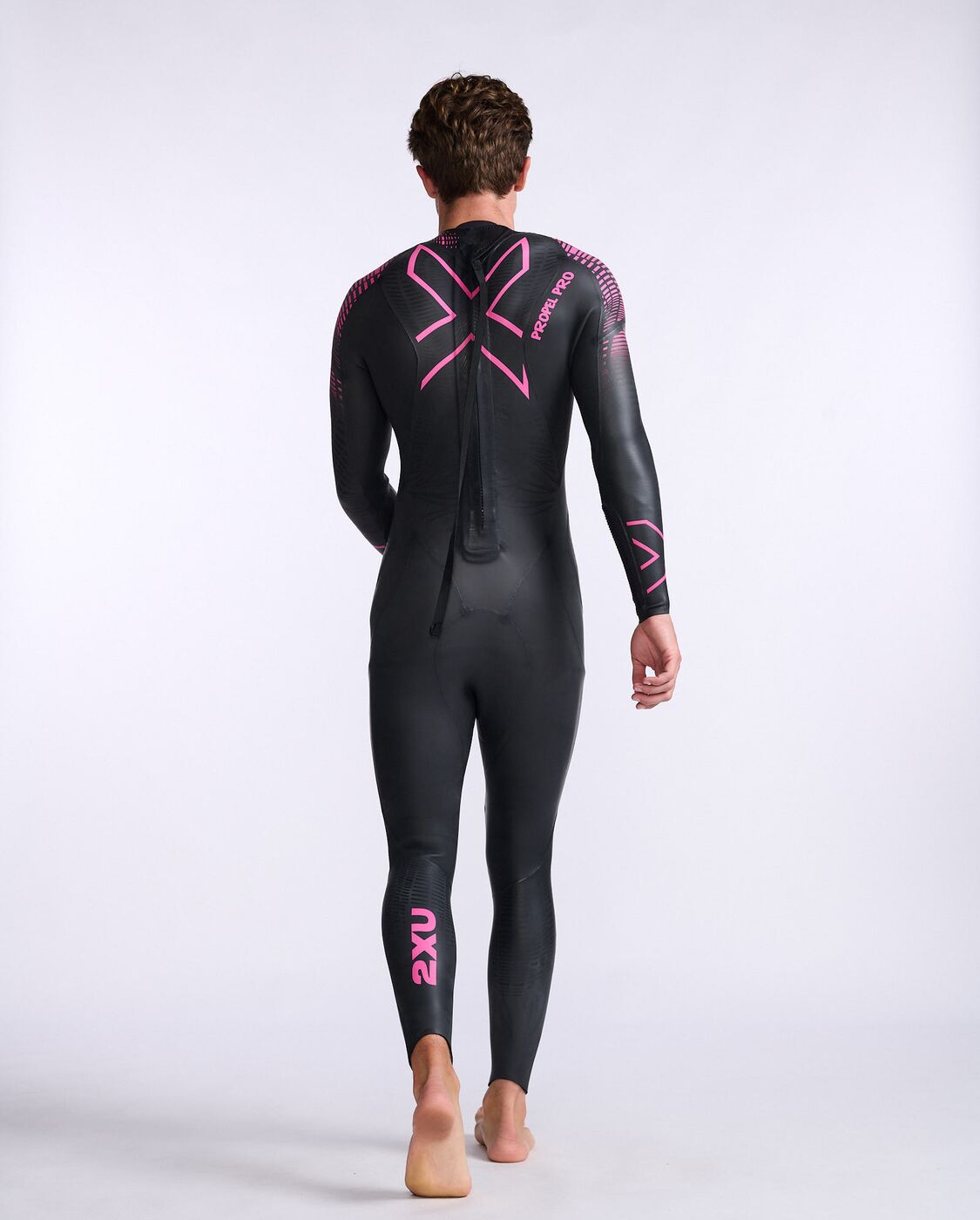 2XU South Africa - Men's Propel: Pro Wetsuit - Black/Punk Pink