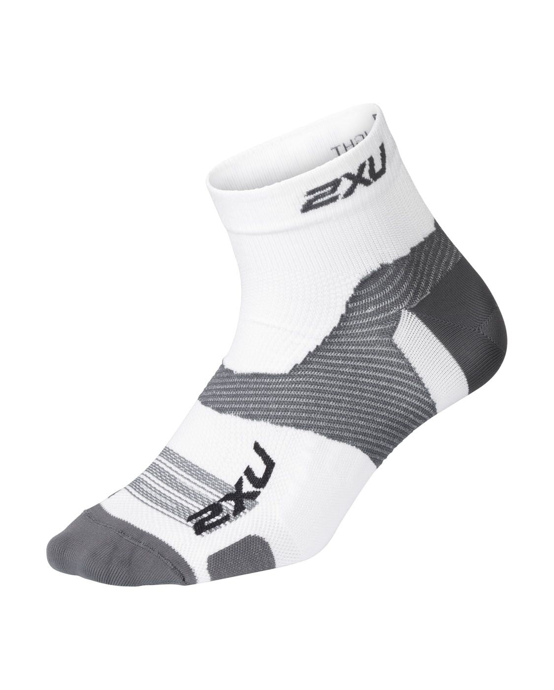 2XU Unisex Vectr Ultralight 1/4 Crew Socks