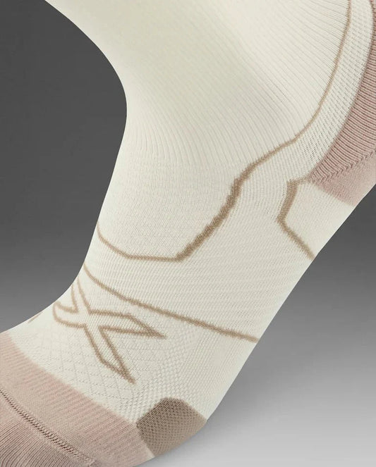 2XU South Africa - Vectr Cushion Crew Socks - Chalk/Mojave Desert