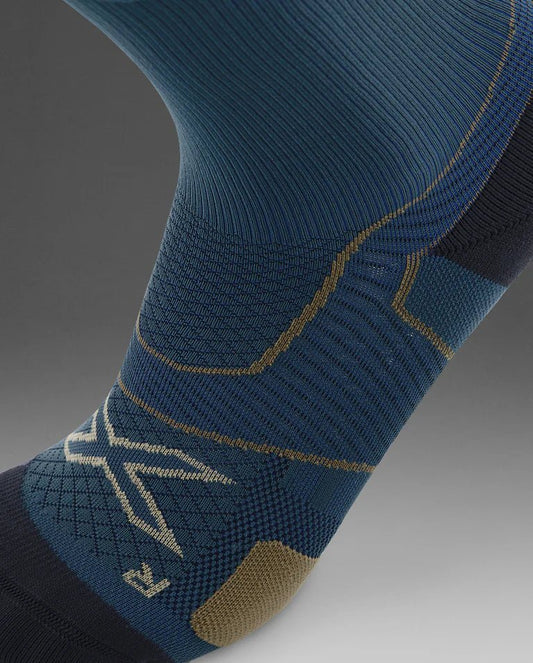 2XU South Africa - Vectr Cushion Crew Socks - Dark Sage/Black