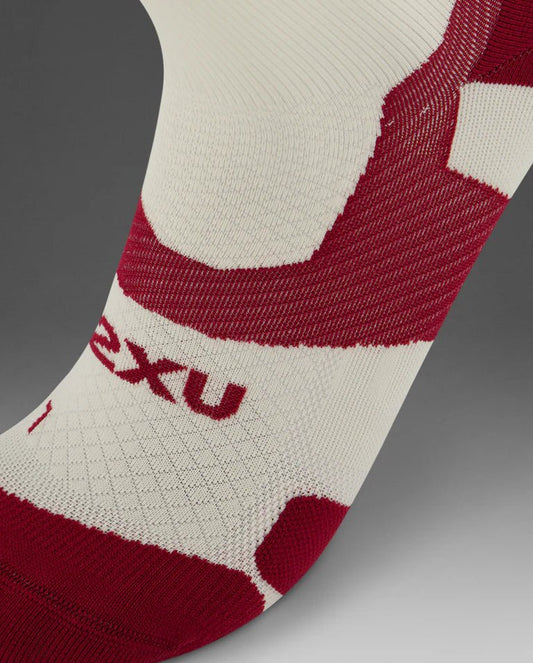 2XU South Africa - Unisex Vectr Light Cushion Crew Socks - Blush/Merlot
