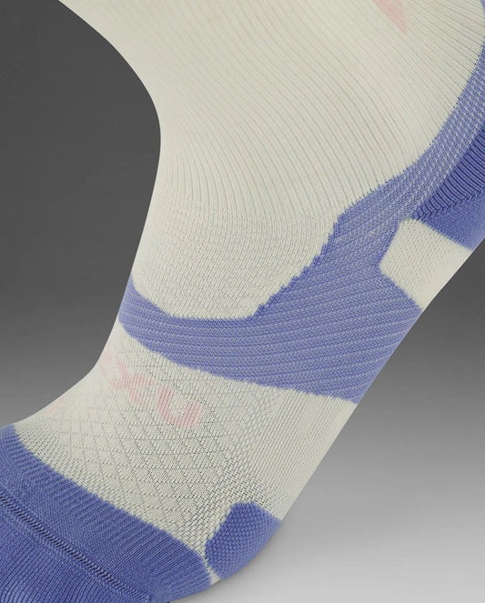 2XU South Africa - Unisex Vectr Light Cushion Crew Socks - Off White/Lavendar