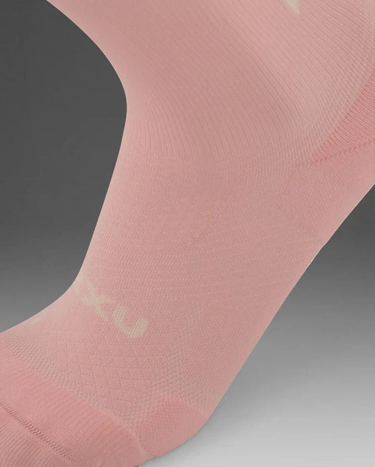 2XU South Africa - Unisex Vectr Light Cushion Crew Socks - Pink Frost/White