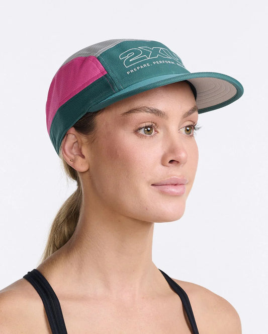 2XU Light Speed Cap - Pink/Grey