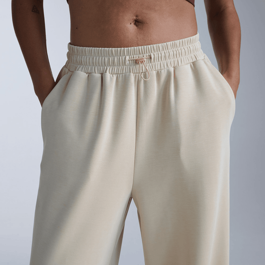 2XU South Africa - Wonderluxe Sand Washed Wide Pants - S