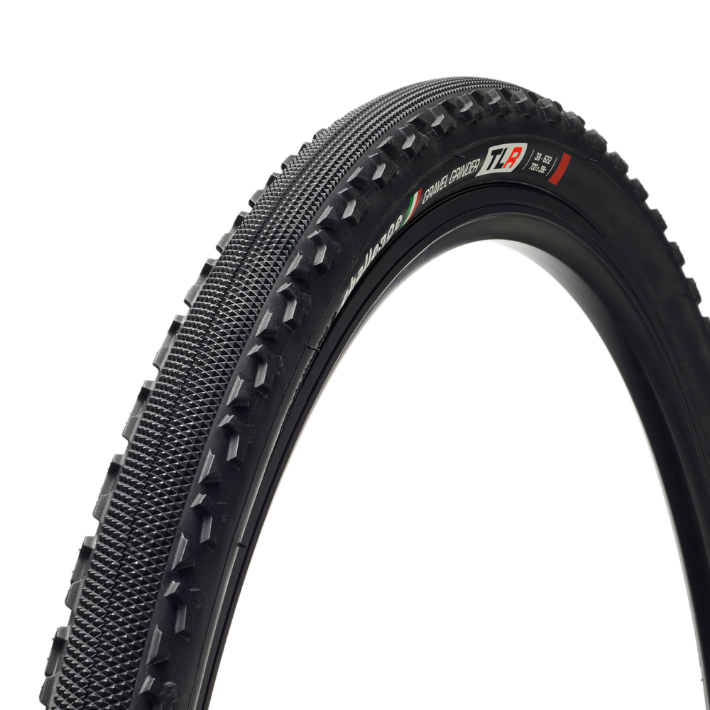 CHALLENGE Gravel Grinder V 700x38 Tubeless Tire 120tpi - Black