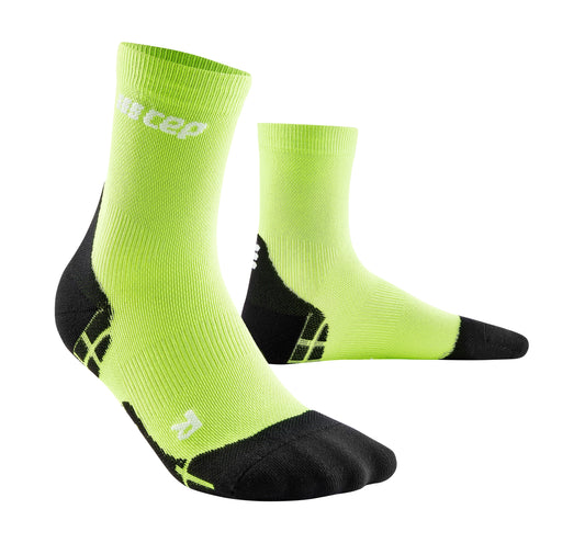 CEP Ultralight  Short Compression Sock Men's - Flash Green / Black